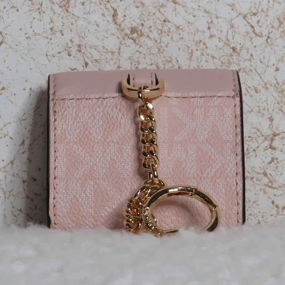 Michael Kors Jet Set Travel Airpods Case (Light Powder Blush)
